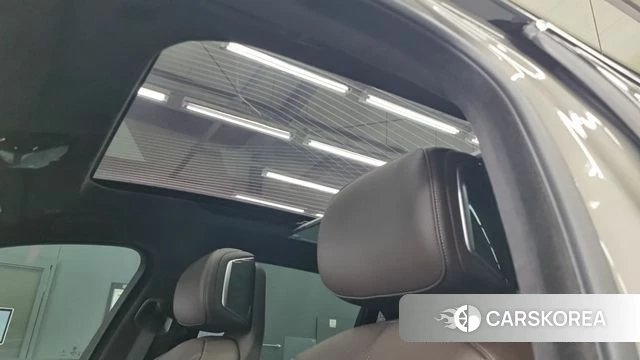 BMW 7 Series (G70) 2023 Серебряный двухцветный из Кореи, фото 3