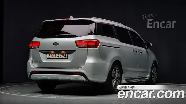 Kia All New Carnival 2018 Серебристо-серый из Кореи, фото 3