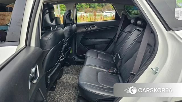 Kia Sportage 5th Generation 2023 Белый из Кореи, фото 3