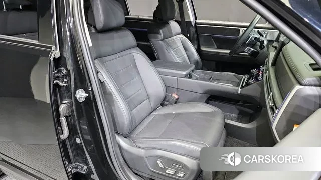 Hyundai Santa Fe (MX5) 2024 Черный из Кореи, фото 3