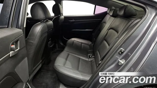 Hyundai Avante AD id 2273085 из Кореи 3