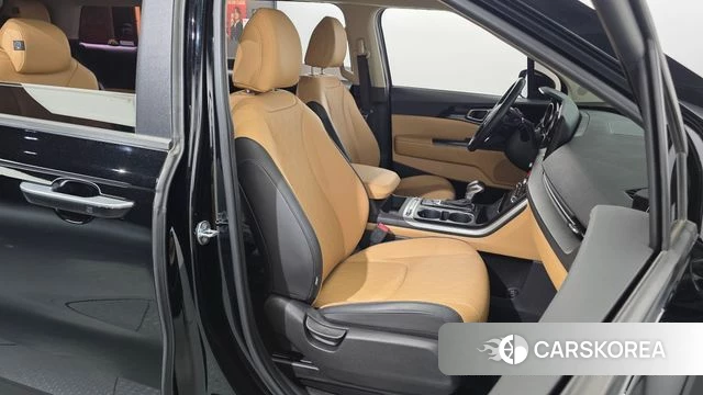 Kia Carnival 4th generation 2022 Черный из Кореи, фото 3