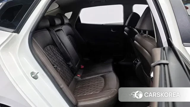 Kia The New K5 2nd generation 2018 Белый из Кореи, фото 3