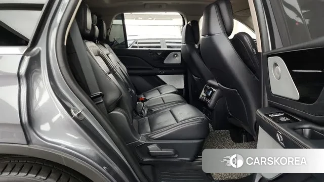 Lincoln Aviator 2nd generation 2021 Серый из Кореи, фото 3