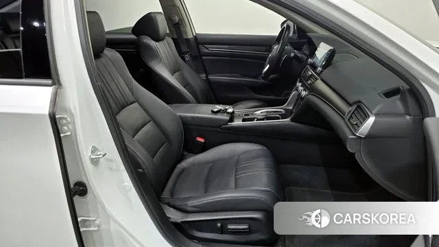 Honda Accord 10th Generation 2022 Белый из Кореи, фото 3