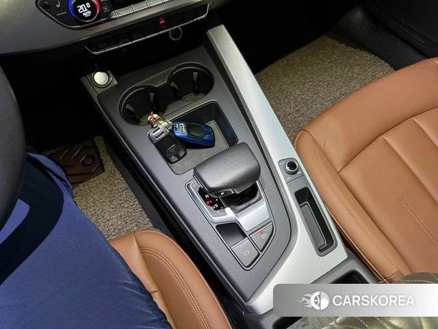 Audi A4 (B9) 2021 Белый из Кореи, фото 3