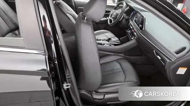 Hyundai Sonata Hybrid (DN8) 2021 Черный из Кореи, фото 3