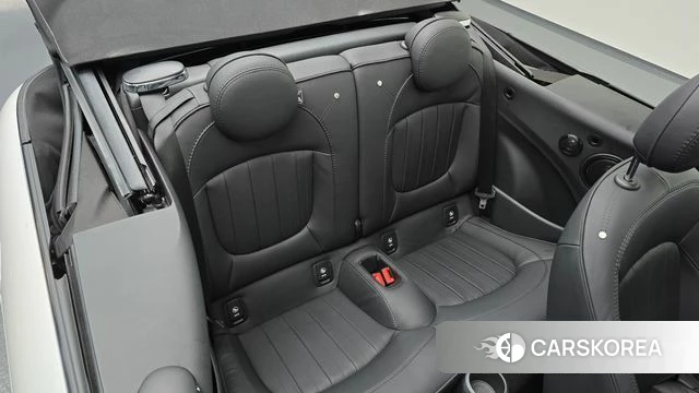 Mini Cooper S Convertible 2023 Белый из Кореи, фото 3