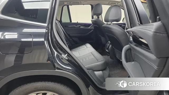 BMW X3 (G01) 2022 Черный из Кореи, фото 3