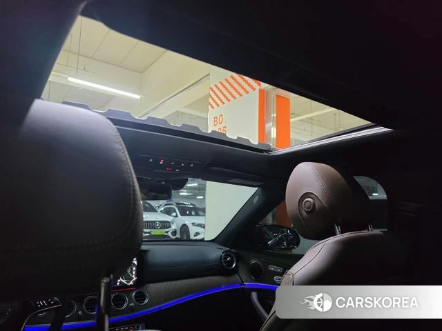 Mercedes-Benz E-Class W213 2021 Черный из Кореи, фото 3