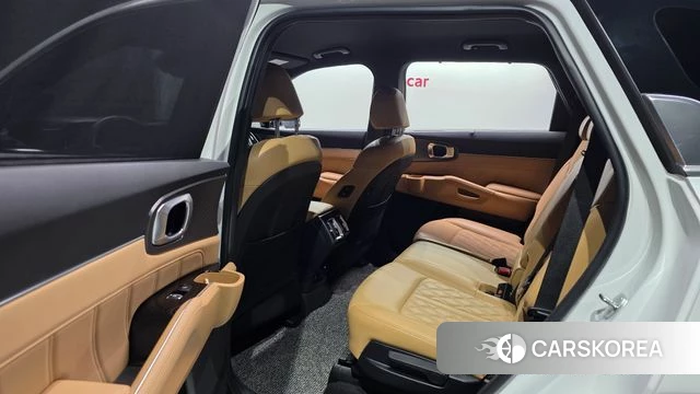 Kia Sorento 4th Generation 2023 Белый из Кореи, фото 3