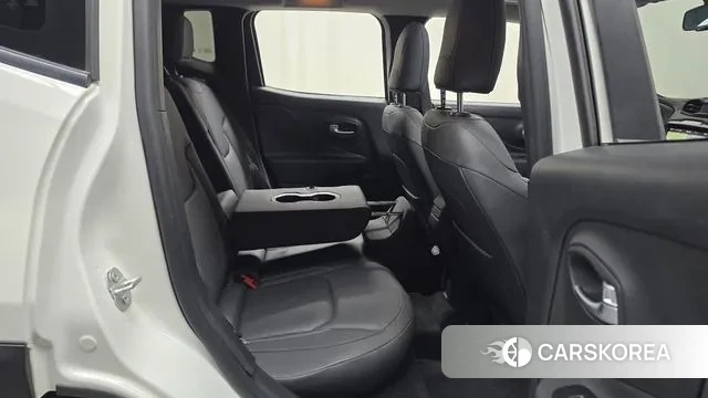 Jeep Renegade 2022 Белый из Кореи, фото 3