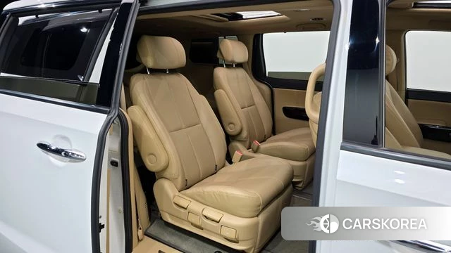 Kia The New Carnival 2018 Белый из Кореи, фото 3