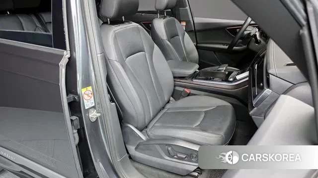 Audi Q7 (4M) 2023 Серый из Кореи, фото 3