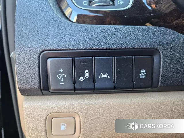 Kia The New Carnival 2018 Черный из Кореи, фото 3