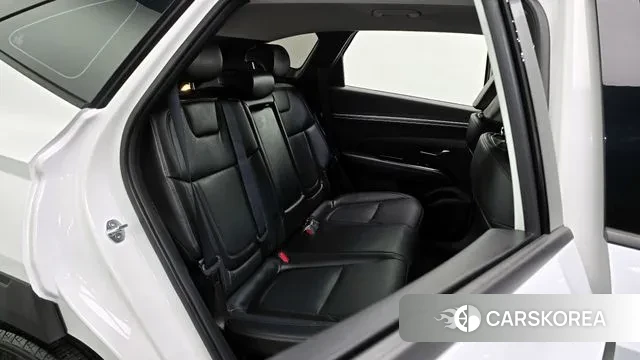 Hyundai Tucson Hybrid (NX4) 2023 Белый из Кореи, фото 3