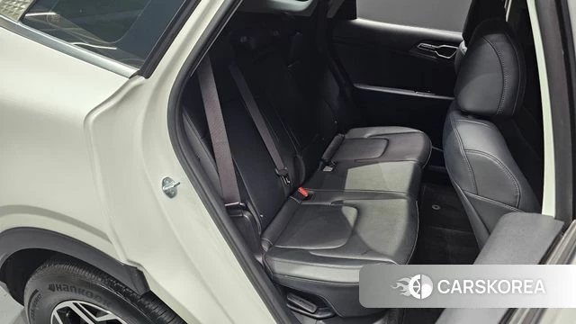 Kia Sportage 5th Generation 2023 Белый из Кореи, фото 3