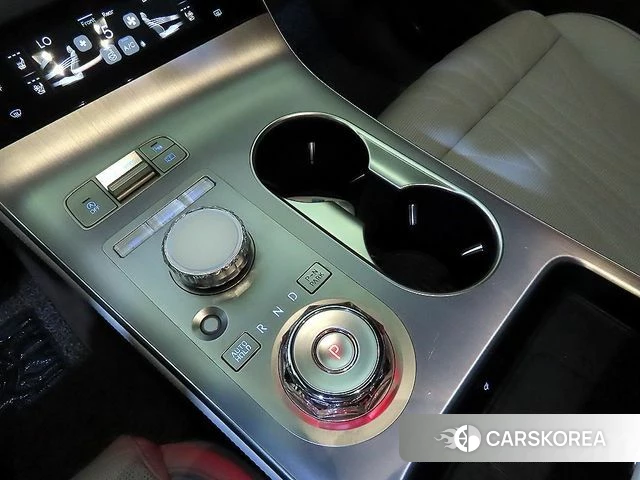 Genesis GV70 2024 Белый из Кореи, фото 3