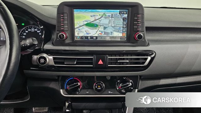 Kia Seltos 2021 Белый из Кореи, фото 3
