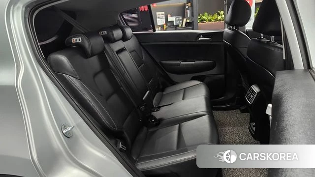 Kia Sportage The Bold 2018 Серебряный из Кореи, фото 3