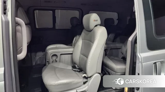 Hyundai The New Grand Starex 2018 Серебряный из Кореи, фото 3