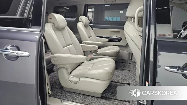 Kia The New Carnival 2019 Серый из Кореи, фото 3