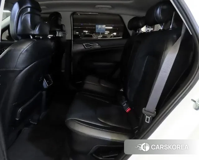 Kia Sportage 5th Generation Hybrid 2022 Белый из Кореи, фото 3