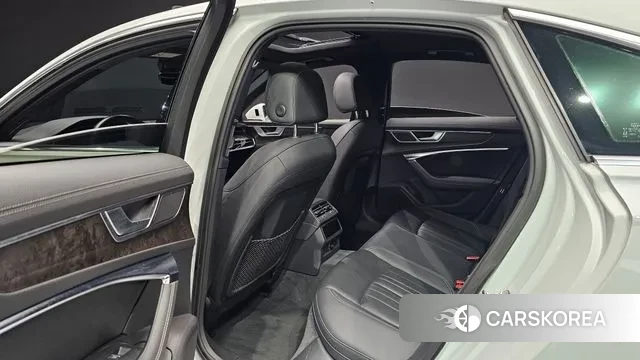 Audi A6 (C8) 2020 Белый из Кореи, фото 3