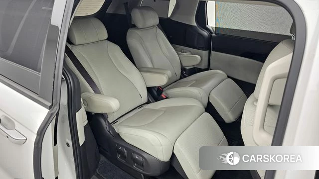 Kia Carnival 4th generation 2022 Белый из Кореи, фото 3