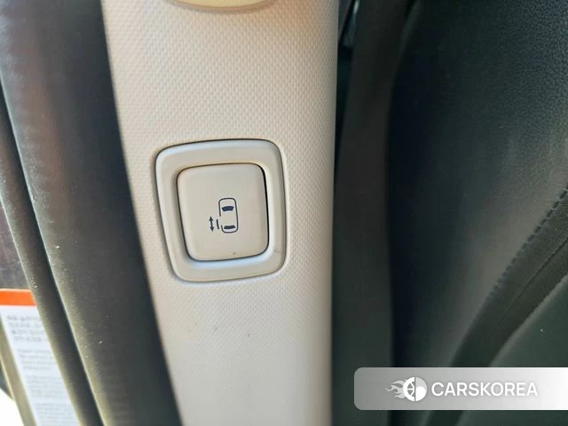 Hyundai Staria 2025 Серый из Кореи, фото 3