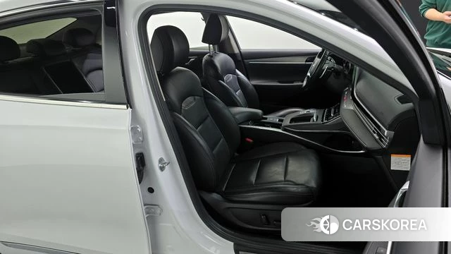 Hyundai The New Grandeur IG Hybrid 2021 Белый из Кореи, фото 3