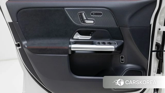 Mercedes-Benz EQA H243 2025 Белый из Кореи, фото 3