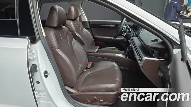 Hyundai Grandeur (GN7) 2023 Белый из Кореи, фото 3