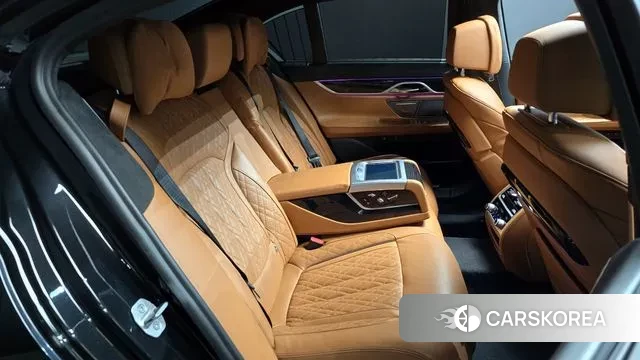 BMW 7 Series (G11) 2020 Черный из Кореи, фото 3