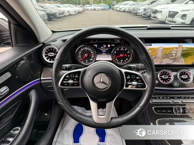 Mercedes-Benz E-Class W213 2019 Белый из Кореи, фото 3