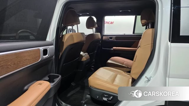 Hyundai Santa Fe (MX5) 2023 Белый из Кореи, фото 3