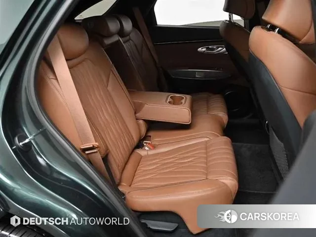 Genesis GV70 2022 Темно-зеленый из Кореи, фото 3