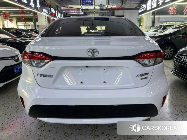 Toyota Lei Ling 2022 Белый из Китая, фото 3