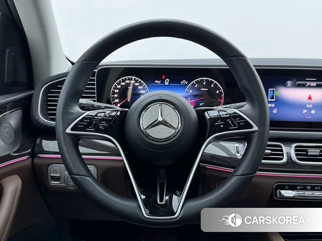 Mercedes-Benz GLE (import) 2024 Черный из Китая, фото 3
