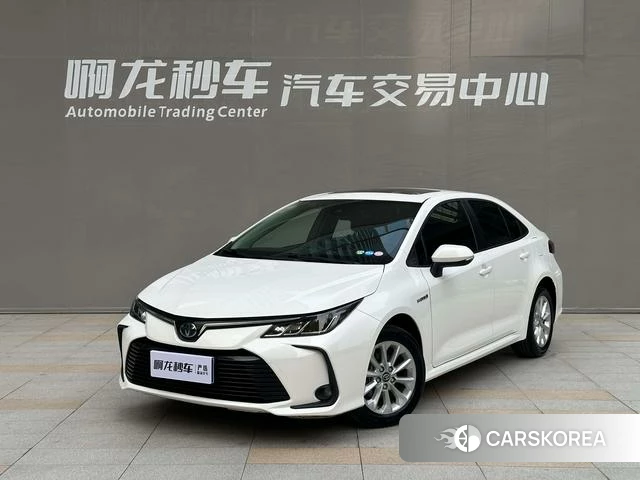 Toyota Corolla 2021 Белый из Китая, фото 3
