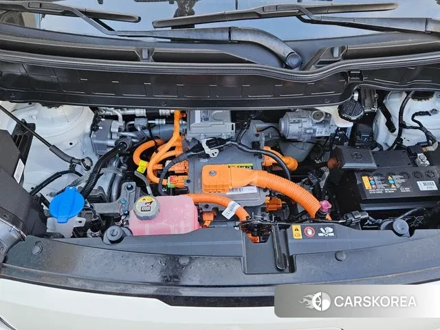 Kia The New Kia Ray EV 2023 Белый из Кореи, фото 3