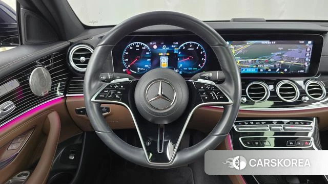 Mercedes-Benz E-Class W213 2023 Синий из Кореи, фото 3