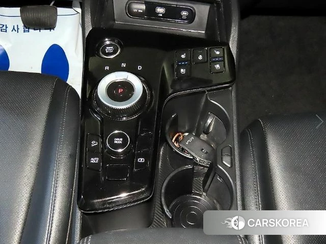 Kia Sportage 5th Generation Hybrid 2022 Белый из Кореи, фото 3