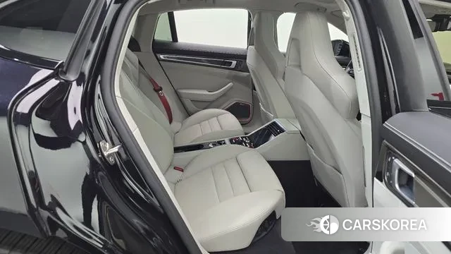 Porsche Panamera (971) 2022 Черный из Кореи, фото 3