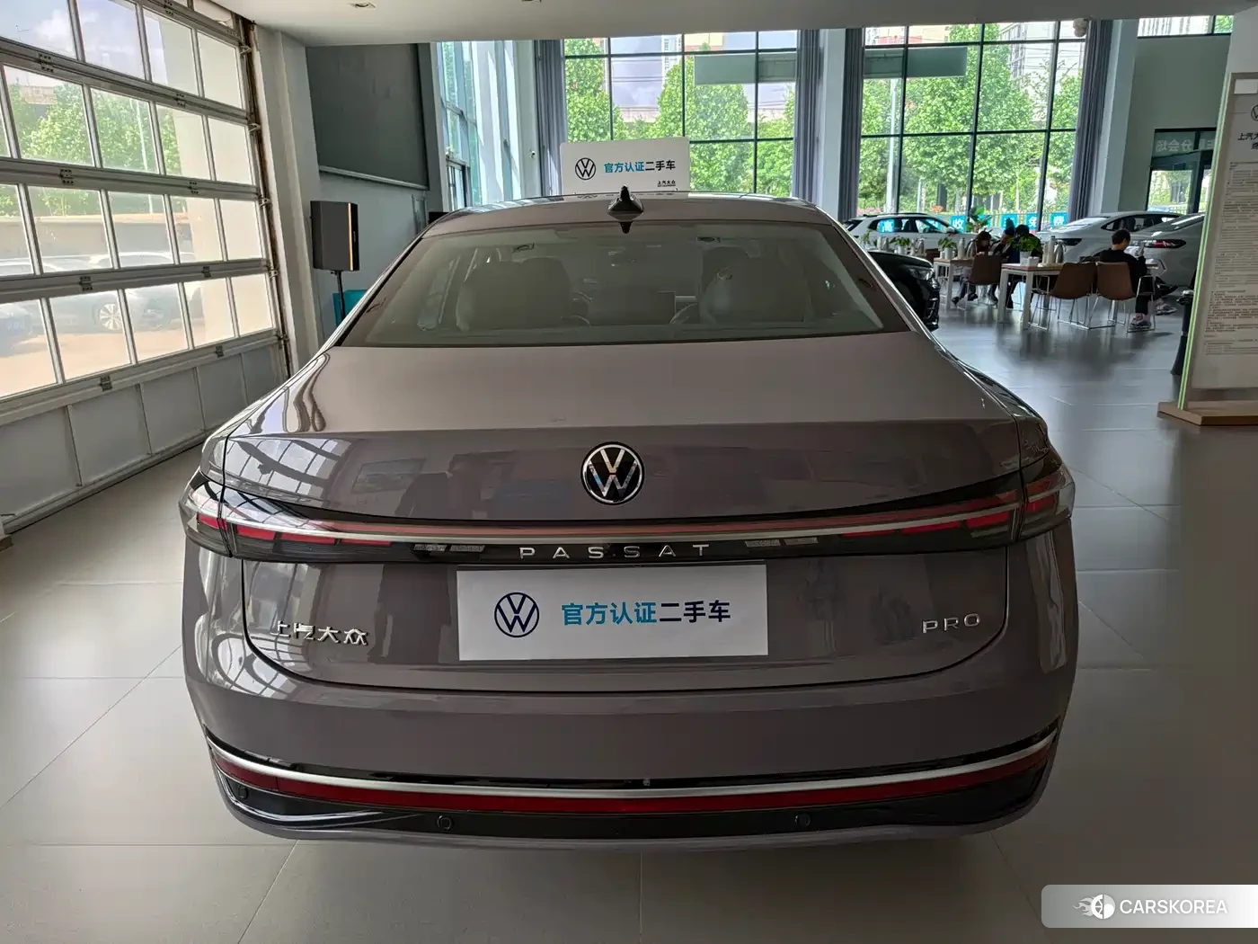 Volkswagen Passat 2024 Silver/gray из Китая, фото 3
