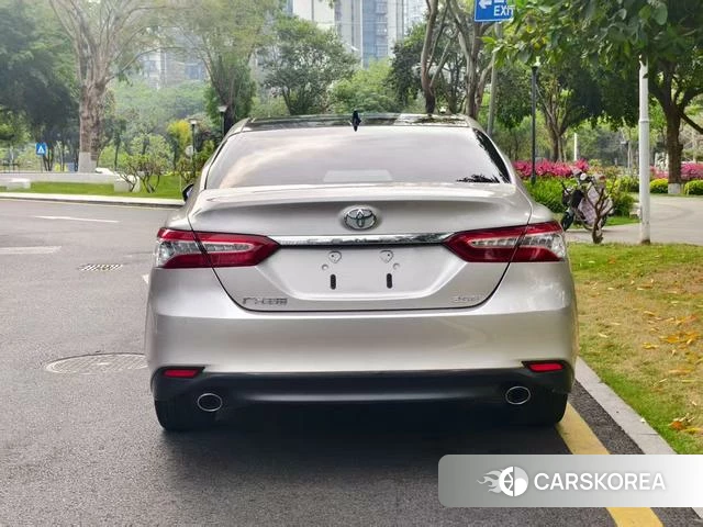 Toyota Camry 2022 Шампань из Китая, фото 3