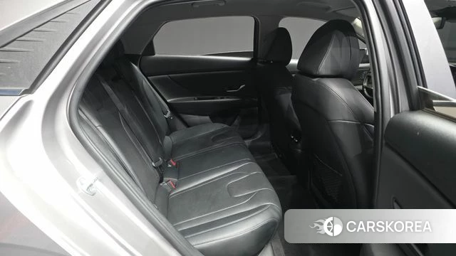 Hyundai Avante (CN7) 2020 Серебристо-серый из Кореи, фото 3
