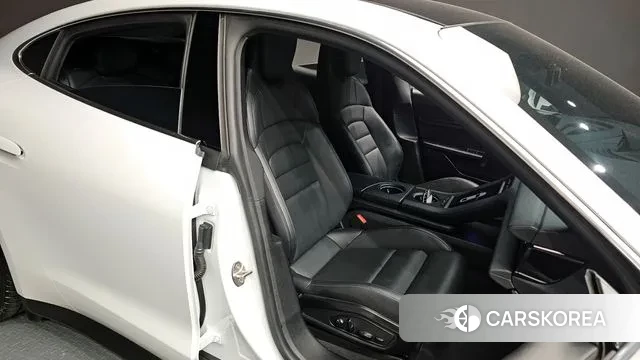 Porsche Taycan 2021 Белый из Кореи, фото 3