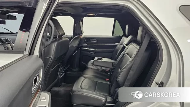 Ford Explorer 2018 Серебристо-серый из Кореи, фото 3
