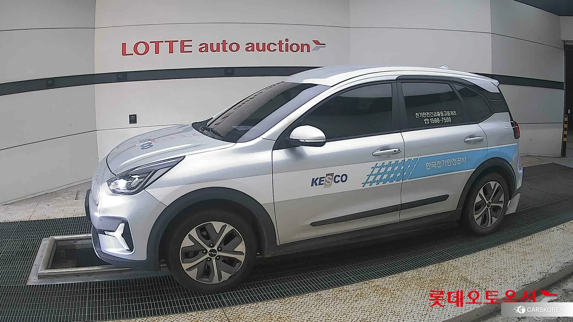 Kia Niro Plus 2023 Sparkling Silver из Кореи, фото 3